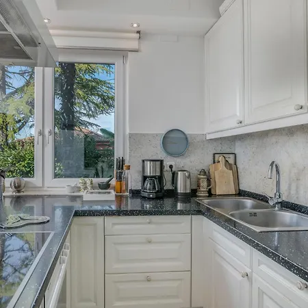 Σπίτι διακοπών In With Wifi *